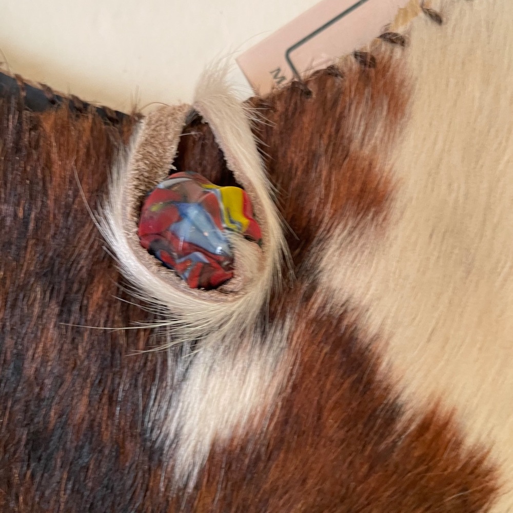 Handcrafted Fur Handbag - Picture 2 of 5